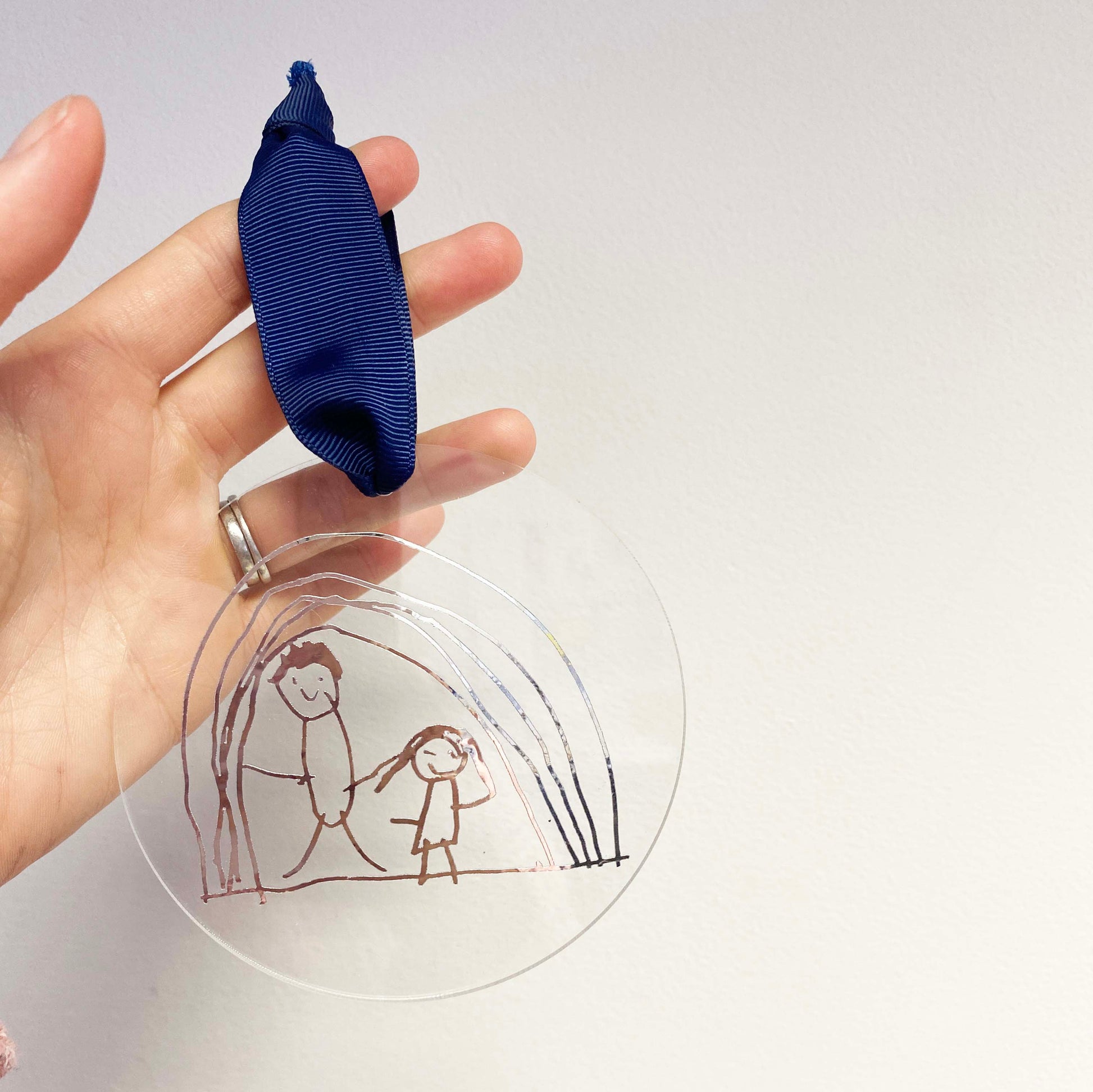 childrens drawing christmas tree decoration