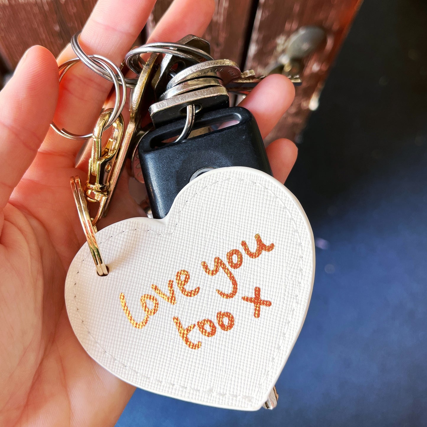 connection object love you too keyring